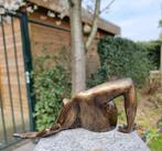 Figurine - Clambering frog - Bronze