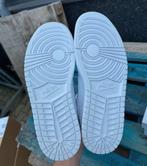 Nike - Air Jordan 1 Mid - Sneakers - Maat: EU 42 - Nieuw met, Nieuw