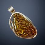 Hanger van Baltisch amber. Opgezet op 925 zilver. Zeer mooie, Verzamelen