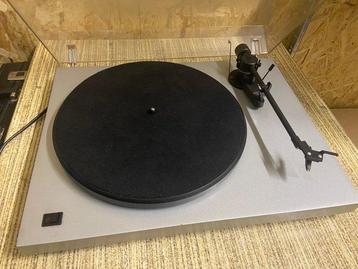 Pro-Ject - Debut II Tourne-disque