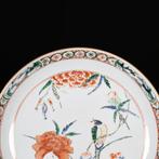 Bord - Coupe aux émaux de la Famille Verte à décor doiseaux, Antiek en Kunst
