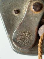 Burg 1930 - Cadenas Design industriel, Antiquités & Art