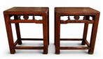 Een paar antieke Chinese bijzettafels. - Hout - China - Qing, Antiek en Kunst