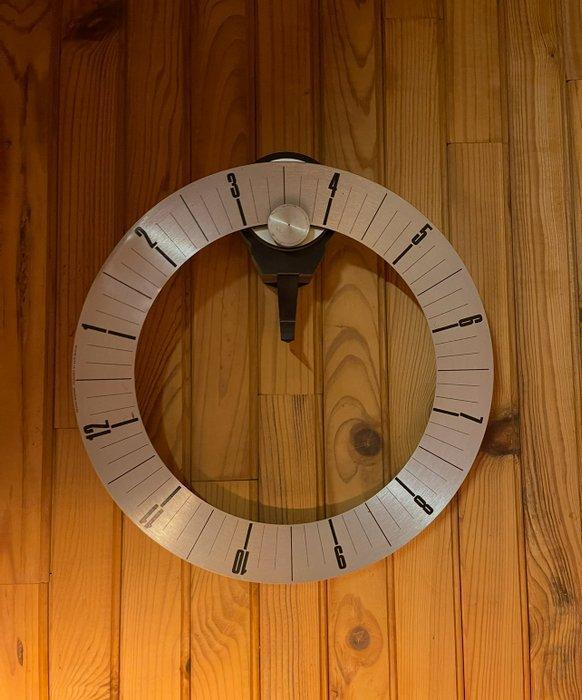 Wandklok - OVNI France - Elio Bertin - Staal - 1970-1980, Antiek en Kunst, Antiek | Meubels | Stoelen en Sofa's