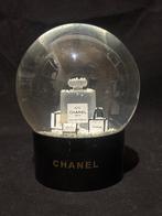 Chanel - snow globe - Kerstdecoratie - Glas, Antiek en Kunst