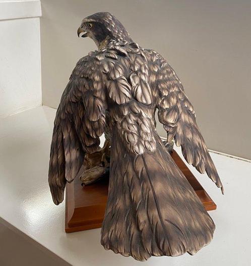Kaiser - Wolfgang Gawantha - Statue, Goshawk Accipiter, Antiek en Kunst, Antiek | Glaswerk en Kristal