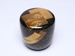 Kiyose Ikko  - Natsume - Shikishi Maki-e Theekastje met