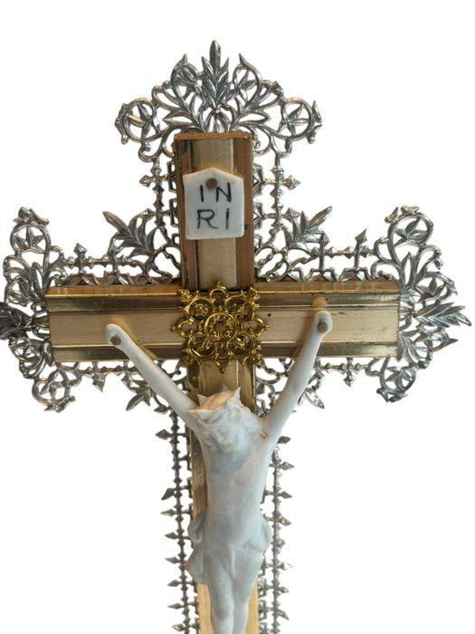 Kruis met porceleine Corpus Christi - 36 cm - Antiek - Hout,, Antiek en Kunst, Antiek | Boeken en Manuscripten