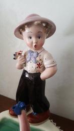 Statue, Bimbo felice - 23 cm - Céramique