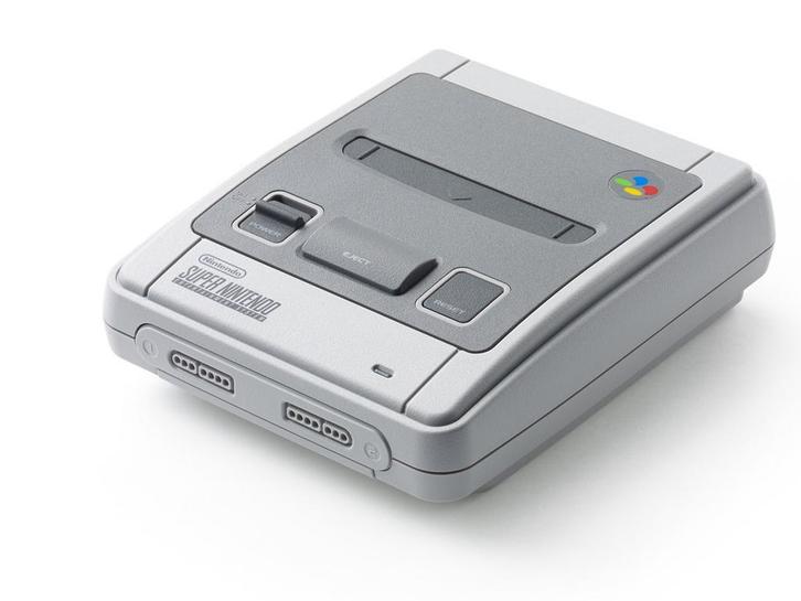 Classic Mini Super SNES Mini (Zonder Controllers), Games en Spelcomputers, Spelcomputers | Nintendo Super NES, Zo goed als nieuw