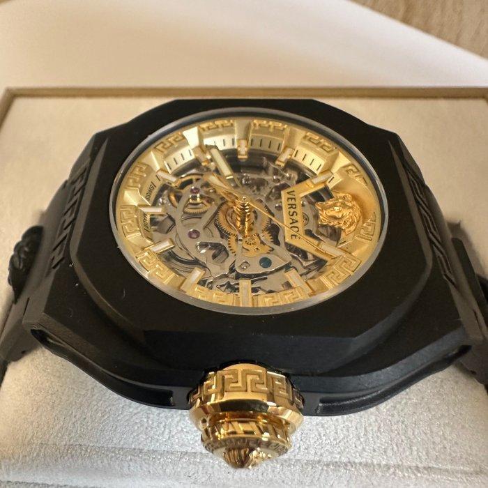 Versace - V Legend Skeleton - VE7200123 - Homme - 2025, Bijoux, Sacs & Beauté, Montres | Hommes