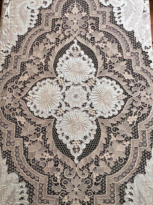 Prachtige kant en linnen mantel, kostbaar handwerk. -, Antiquités & Art, Tapis & Textile