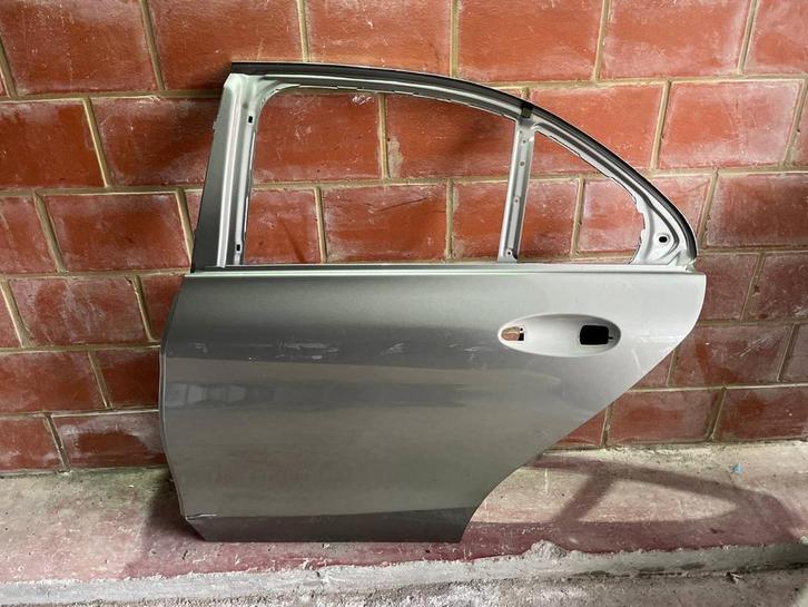 Porte arr. gauche Mercedes C-classe W205 Berline Gris, Autos : Pièces & Accessoires, Carrosserie & Tôlerie, Mercedes-Benz, Utilisé