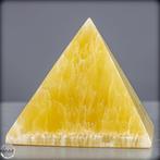 Natuurlijke zon-calciet-piramide uit Pakistan- 969.55 g, Verzamelen