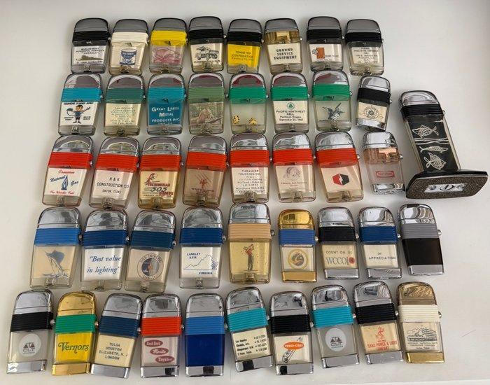 Scripto Vu - Aansteker - Plastic, Metaal - (44), Verzamelen, Rookartikelen, Aanstekers en Luciferdoosjes