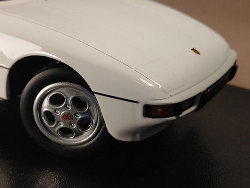 KK-Scale 1:18 - Voiture de sport miniature - Porsche 924 S -, Hobby en Vrije tijd, Modelauto's | 1:5 tot 1:12