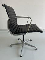 ICF - Charles Eames - Chaise - EA108 - Cuir