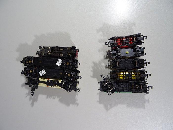 Arnold Rapido, Trix N - Treinset (9) - Tanktrein met V212, Hobby & Loisirs créatifs, Trains miniatures | Échelle N