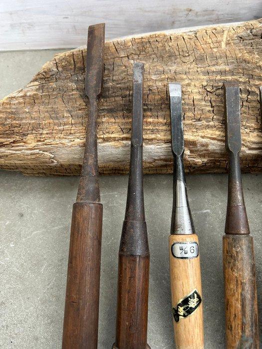 Werkgereedschap (10) Vintage - Beitelsets (10 stuks), Antiquités & Art, Antiquités | Assiettes décoratives & Carrelages