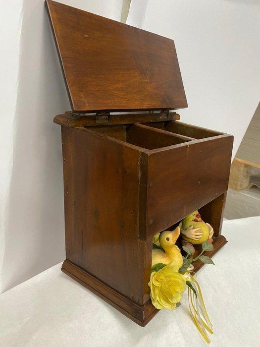 Kabinet - Walnoot - Hangend in noce x spezie, Antiek en Kunst, Curiosa en Brocante