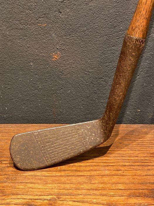 1920 - Antique golf club - Jigger - Hickory wood - RARE, Verzamelen, Overige Verzamelen