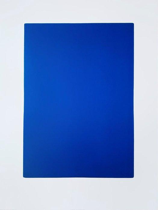 Yves Klein (1928-1962) After - Monochrom bleu blue,, Antiek en Kunst, Kunst | Tekeningen en Fotografie