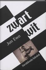 Zwart /wit 9789059081864 J. Ewo, Boeken, Verzenden, Gelezen, J. Ewo