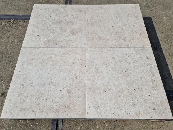Veiling - 43,2 M2 Keramische Tegel Calestruzzo Beige 60x60x2, Tuin en Terras, Tegels en Klinkers