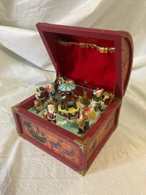 Splendide et très Rare boite à musique de Noel Rouge ,, Antiek en Kunst, Curiosa en Brocante