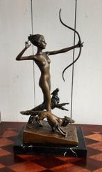 Beeld, Diana - 33 cm - brons marmer, Antiek en Kunst
