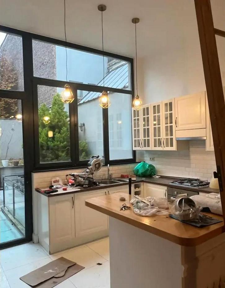 Appartement aan Rue de Naples, Ixelles, Immo, Appartementen en Studio's te huur, 50 m² of meer