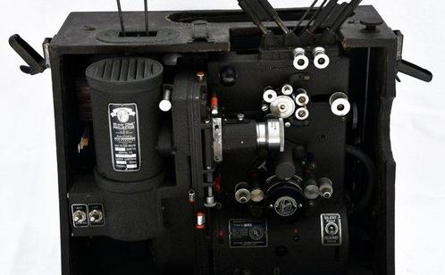 victor animatoghraphs 16mm cine projector Filmprojector, Verzamelen, Foto-apparatuur en Filmapparatuur
