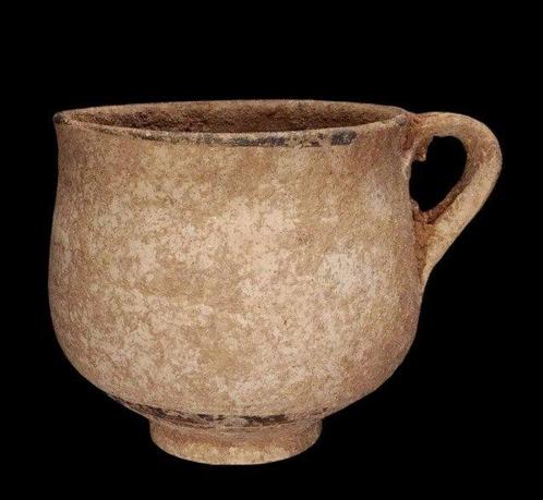 Oud-Grieks Oudgrieks - Beker met handvat - Apulië 400 v.Chr., Antiek en Kunst, Antiek | Overige Antiek
