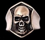 Ring - Massief lichaam - Skulder - Memento Mori - Zetel van