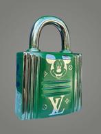 AmsterdamArts - Louis Vuitton X Mickey Mouse inspired - Lock, Antiek en Kunst