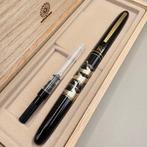 Kuretake & Wancher - Maki-e titled Crane’s Thousand-Year, Verzamelen, Nieuw