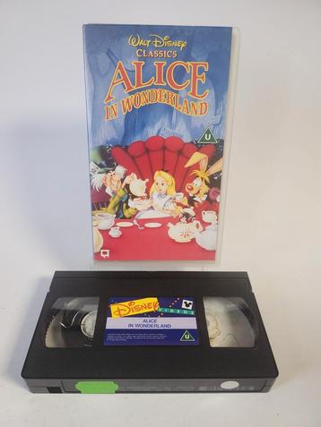 Alice in Wonderland VHS Kids beschikbaar voor biedingen