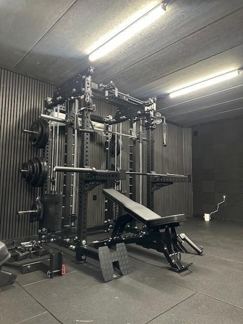 Overvolle fitness beu? Kom langs bij de homegym specialist!, Sport en Fitness, Fitnessmaterialen, Nieuw