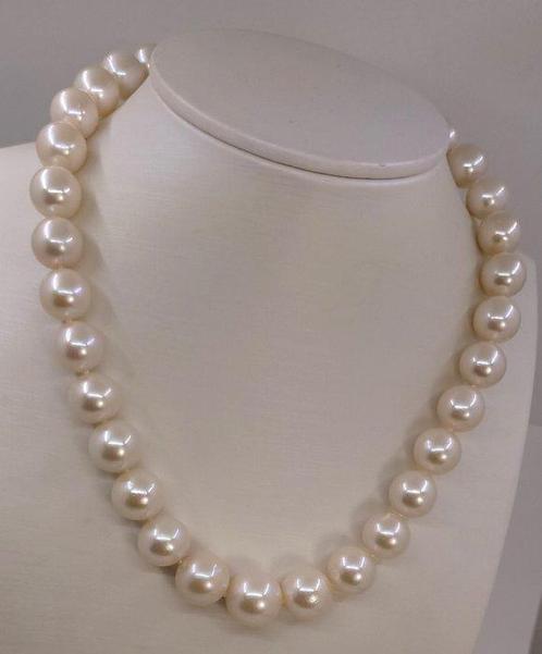 Collier Taille énorme - Perles Edison blanches rondes de, Handtassen en Accessoires, Kettingen
