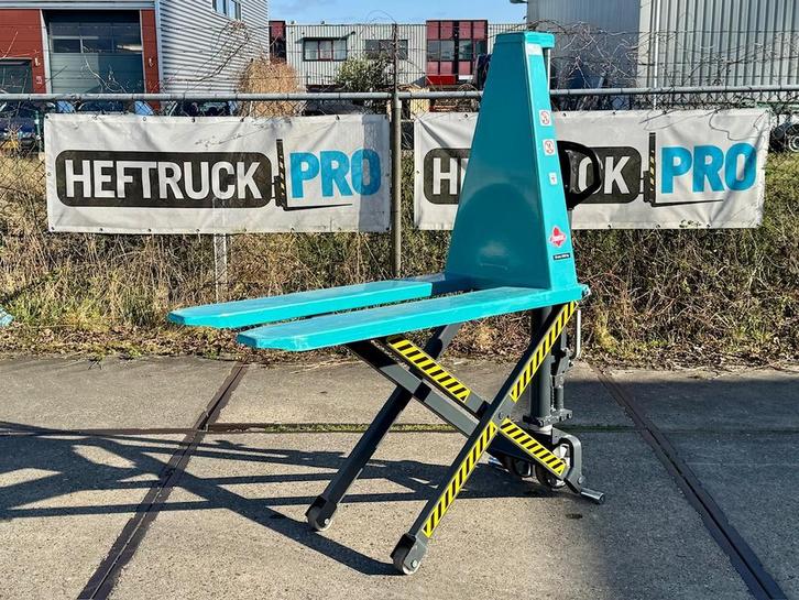 Jungheinrich PTM 1.0 (2024) handmatige schaarhefwagen +VIDEO, Articles professionnels, Machines & Construction | Chariots élévateurs & Transport interne