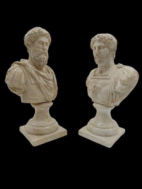 Sculpture, Coppia di imperatori romani - 33 cm - poussière, Antiek en Kunst, Curiosa en Brocante