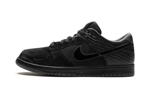 Nike SB Dunk low Ducks of a Feather - Maat 42 EU, Kleding | Heren, Schoenen, Ophalen of Verzenden