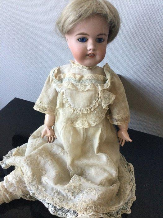 Mon Cheri LP Paris van Leon Prieur - Poupée Franse pop MON, Antiquités & Art, Antiquités | Jouets