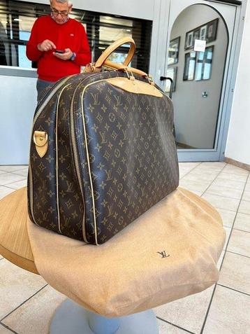 Louis Vuitton - Sac de voyage beschikbaar voor biedingen