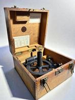 cercle hydrographique à crémaillère, Roger Poulin /