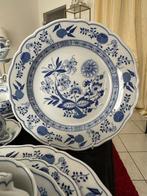 Hutschenreuther - Zwiebelmuster - Speise- + Kaffee- Service, Antiek en Kunst