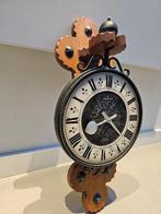 Wandklok - Junghans - - Smeedijzer, Eik - 1950-1960 -, Antiek en Kunst, Curiosa en Brocante