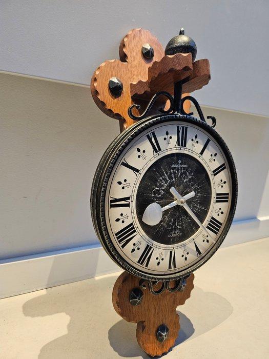 Wandklok - Junghans - - Smeedijzer, Eik - 1950-1960 -, Antiquités & Art, Curiosités & Brocante