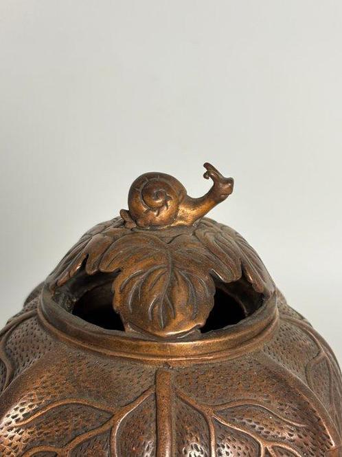 Wierookbrander Slak - Brons - China - Eind 20e eeuw, Antiek en Kunst, Antiek | Overige Antiek