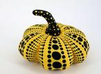 Yayoi Kusama (1929) - Dots obsession (pumpkin yellow small)